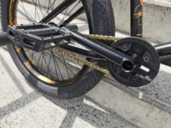 BMX HARO X PREMIUM Chad Kerley Custom Street 21′ Freecoaster -Cult Soldes BMX HARO x PREMIUM x CINEMA Chad Kerley Custom Street 21 Freecoaster Black Gold10 scaled 1