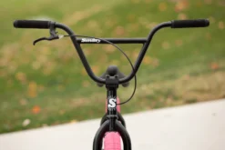BMX SUNDAY 2022 Blueprint 20″ -Cult Soldes BMX SUNDAY 2022 Blueprint 20 gloss black Pink Tires
