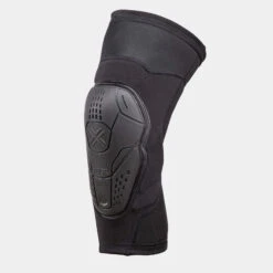 Genouillères FUSE Neos Knee -Cult Soldes Fuse Neos knee pad final 01 on grey 1800x1800